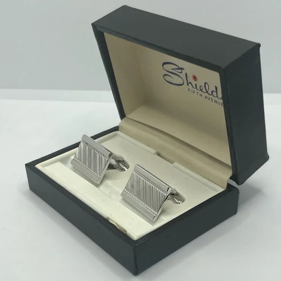 Shields Fifth Avenue boxed NEW silver tone rectangle cuff links line design